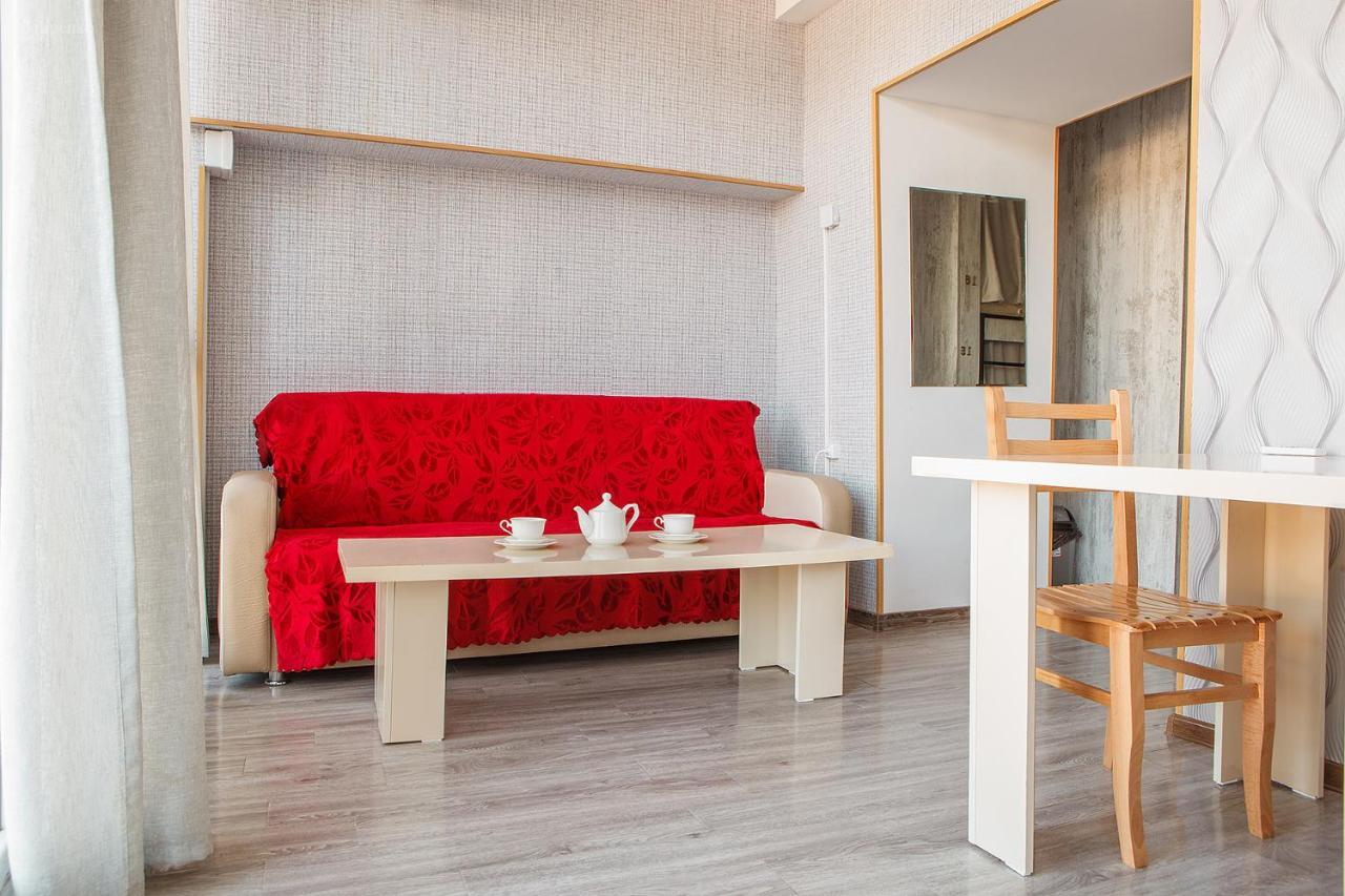 Blossom Hostel Updated ! Обновлено !!! City Center! Perfect Order!!! Snow-White Bed Linen!!! Идеальный Порядок!!! Белоснежное Постельное Белье!!! Центр Города !!! Tbilisi Exterior photo